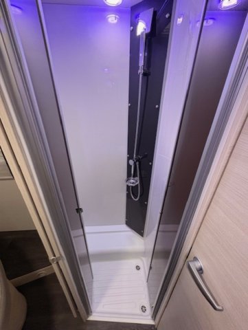 Challenger 358 Vip - Photo 4