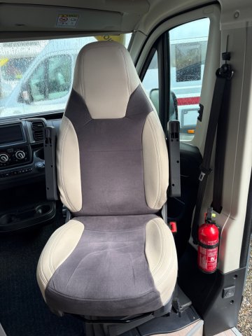 Chausson V690 Road Line VIP - Photo 7