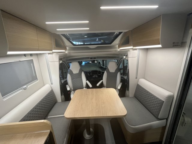 Adria Matrix 650 DC Limited Edition 60 Years ANS - Photo 2