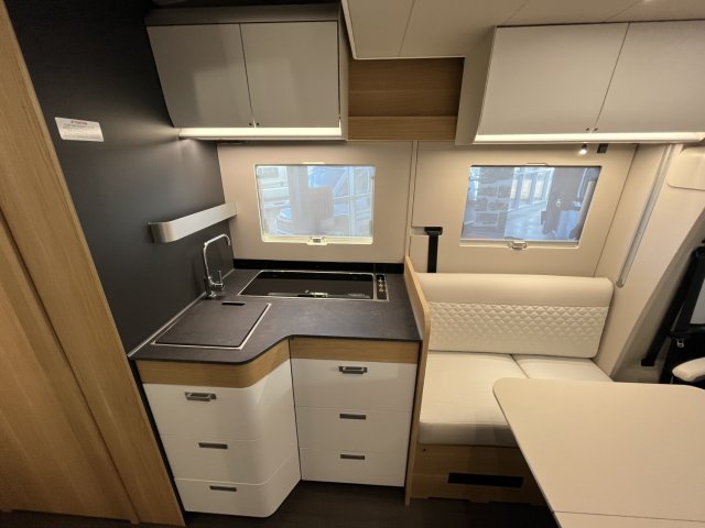 Adria Matrix Plus 670 DC - Photo 3