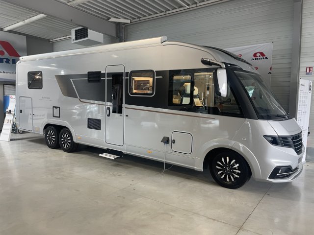 Achat Adria Supersonic 890 LL lc Neuf