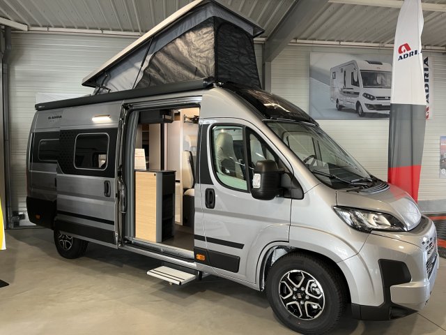 Adria Twin 640 SGX 60 ANS Neuf