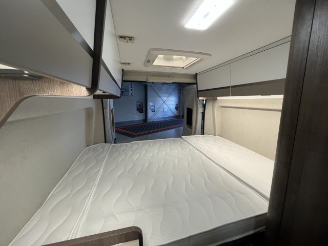 Benimar Benivan 144 Up - Photo 4