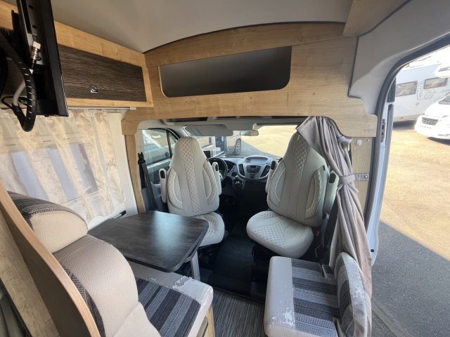 Font Vendome Forty Van fortyvan - Photo 3