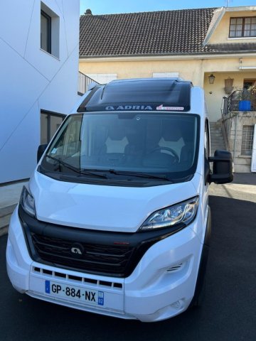 Achat Adria Twin Sports 640 SGX Occasion