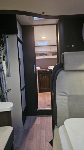 Benimar Tessoro 463 Up - Photo 13