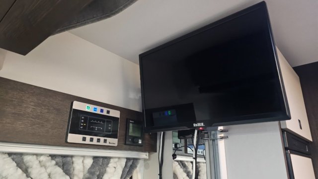 Benimar Tessoro 463 Up - Photo 12