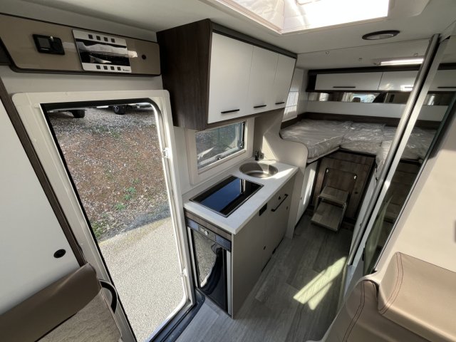 Benimar Yrteo 861 - Photo 10