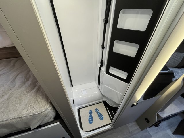 Benimar Yrteo 861 - Photo 15