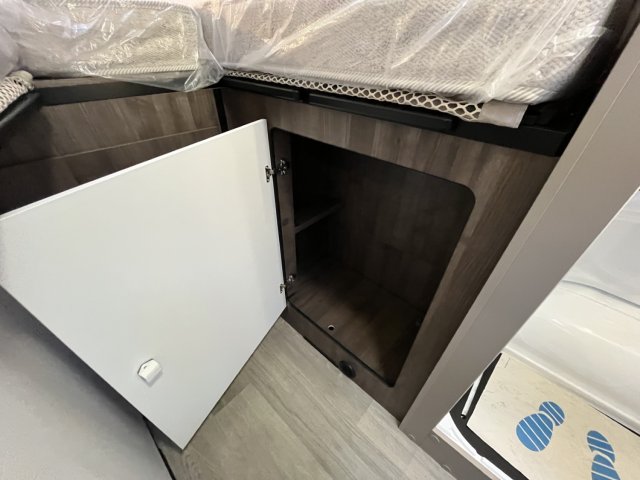 Benimar Yrteo 861 - Photo 21