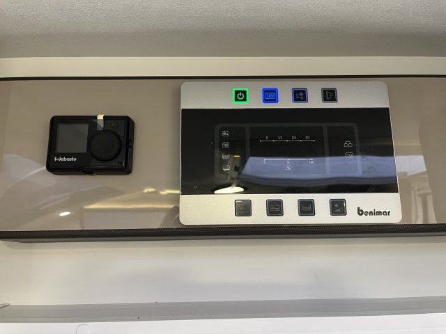 Benimar Yrteo 861 - Photo 24