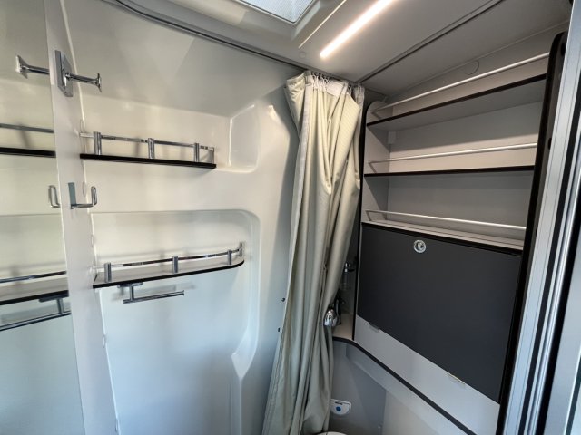 Font Vendome Rando Van - Photo 14