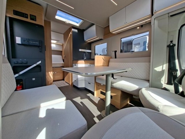 Adria Matrix Plus 670 DC - Photo 3