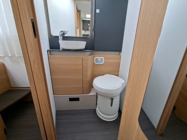 Adria Matrix Plus 670 DC - Photo 23