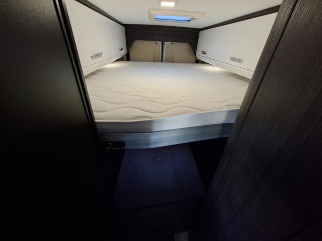 Benimar Benivan 190 Up - Photo 9