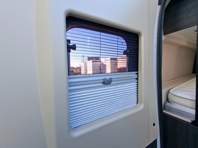 Benimar Benivan 190 Up - Photo 22