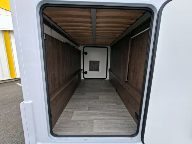 Benimar Tessoro 425 - Photo 23