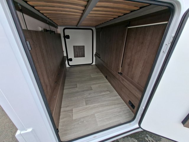 Benimar Tessoro 425 - Photo 24