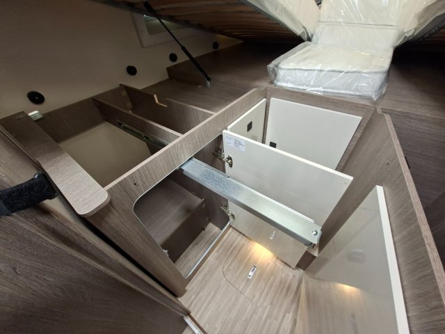 Eden Camp C 699 LG - Photo 18