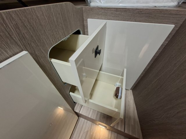 Eden Camp C 699 LG - Photo 20