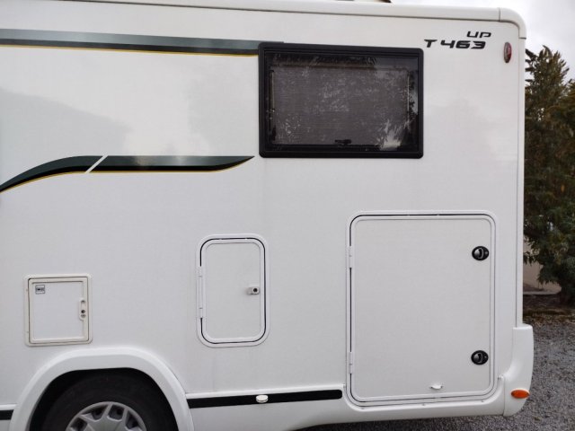 Benimar Tessoro 463 Up - Photo 2