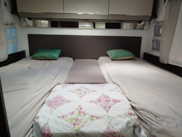 Benimar Tessoro 463 Up - Photo 4