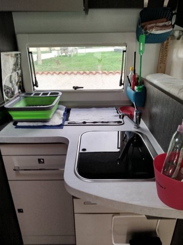 Benimar Tessoro 463 Up - Photo 11