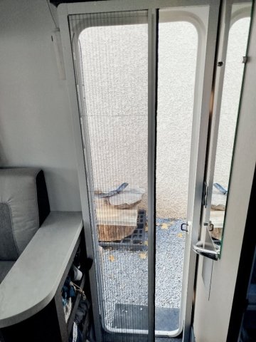 Benimar Tessoro 463 Up - Photo 16