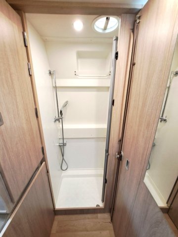 Rapido Van V55 - Photo 14