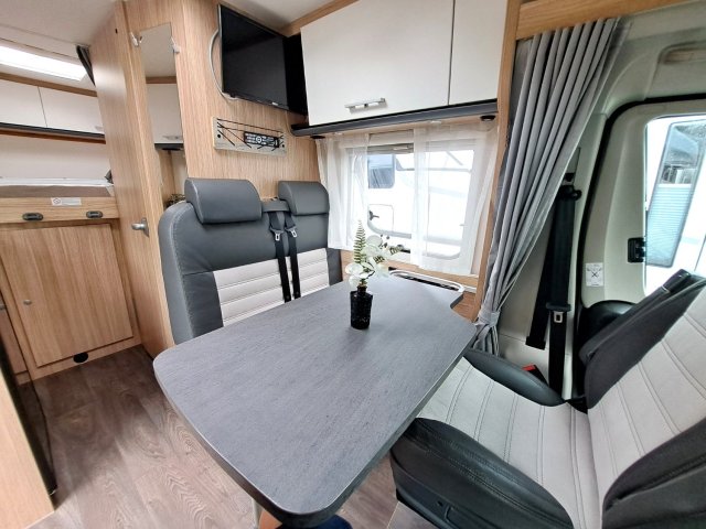 Sunlight V 60 Adventure Edition - Photo 7