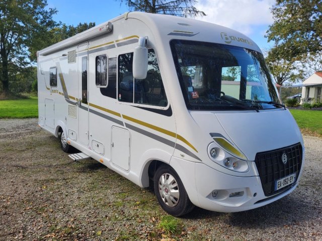 Bavaria Initial I741J Class - Photo 2