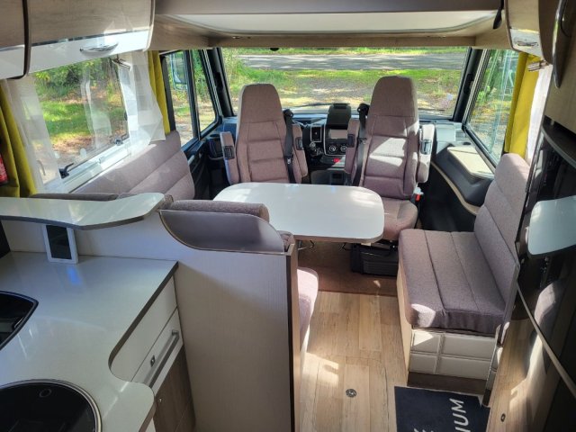 Bavaria Initial I741J Class - Photo 14