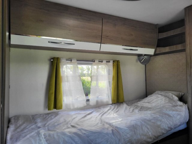 Bavaria Initial I741J Class - Photo 27