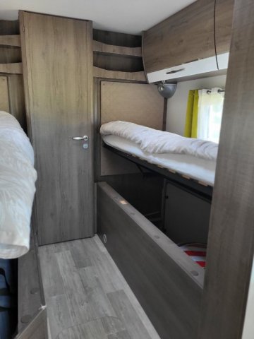 Bavaria Initial I741J Class - Photo 28