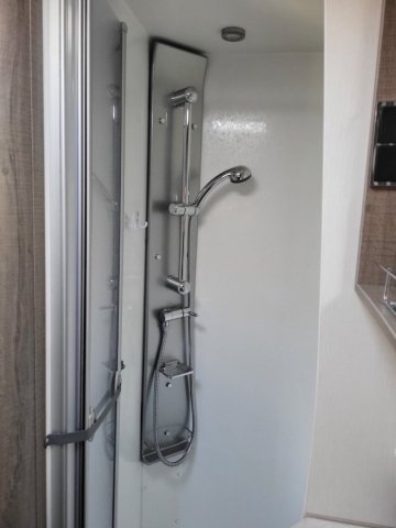 Bavaria Initial I741J Class - Photo 35