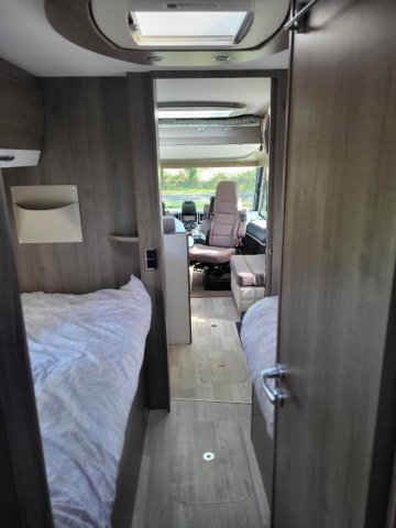 Bavaria Initial I741J Class - Photo 36