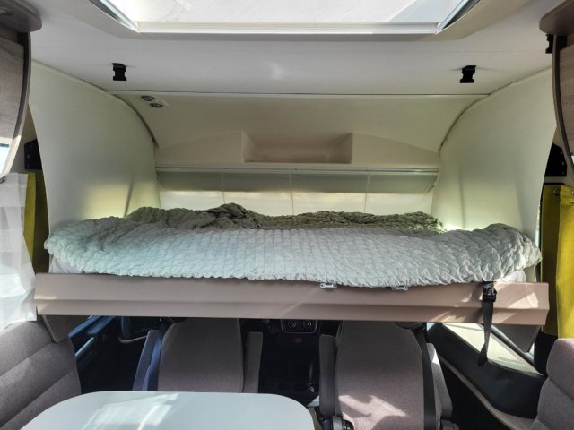 Bavaria Initial I741J Class - Photo 42