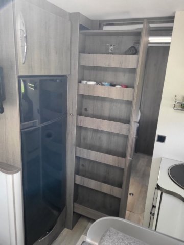 Bavaria Initial I741J Class - Photo 43