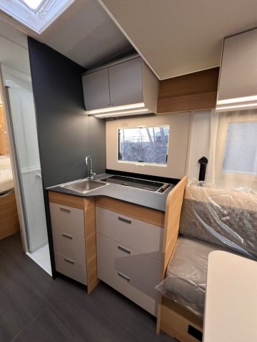 Adria Matrix Axess 650 DC - Photo 5