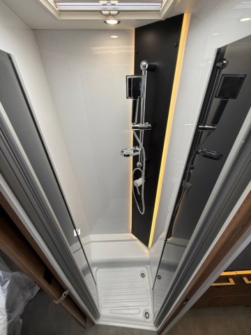 Challenger 318 Cosy Edition - Photo 10