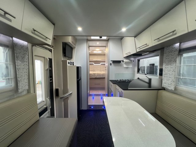 Notin Almeria CF - Photo 4