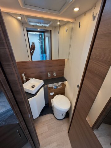 Rapido 8066 DF - Photo 8