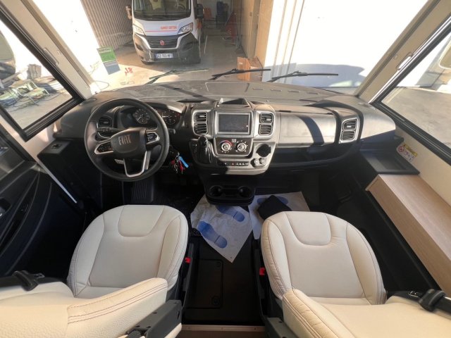 Rapido 896 F - Photo 3