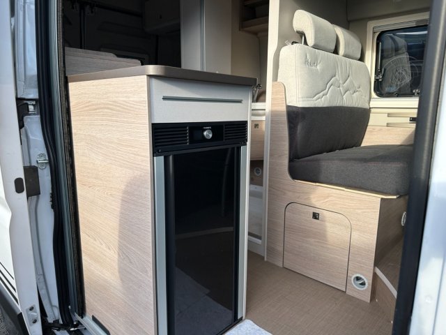 Burstner Campeo C 540 Black Forest C540 4x4 - Photo 7