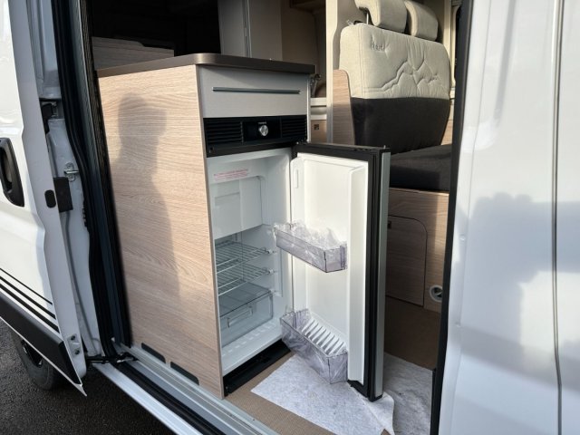 Burstner Campeo C 540 Black Forest C540 4x4 - Photo 8