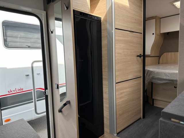 Challenger 318 Anniversary Edition - Photo 4