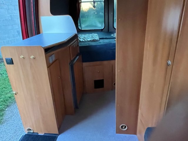 Knaus Fourgon Van Weinsberg - Photo 4