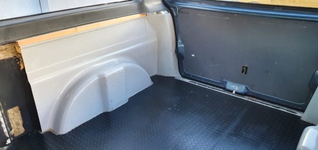 Mercedes Fourgon Amenagé 112 CDI – Toit relevable - Photo 9