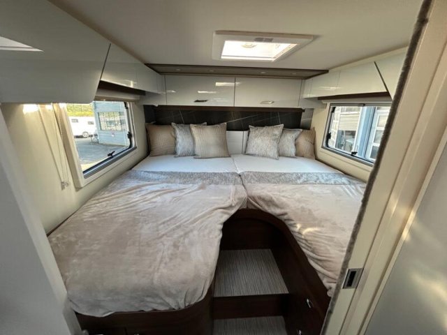 Burstner Elegance I 910 G 2024 - Photo 3