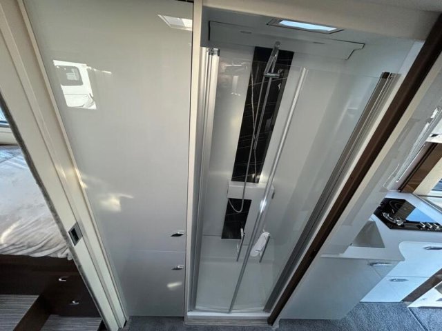 Burstner Elegance I 910 G 2024 - Photo 10